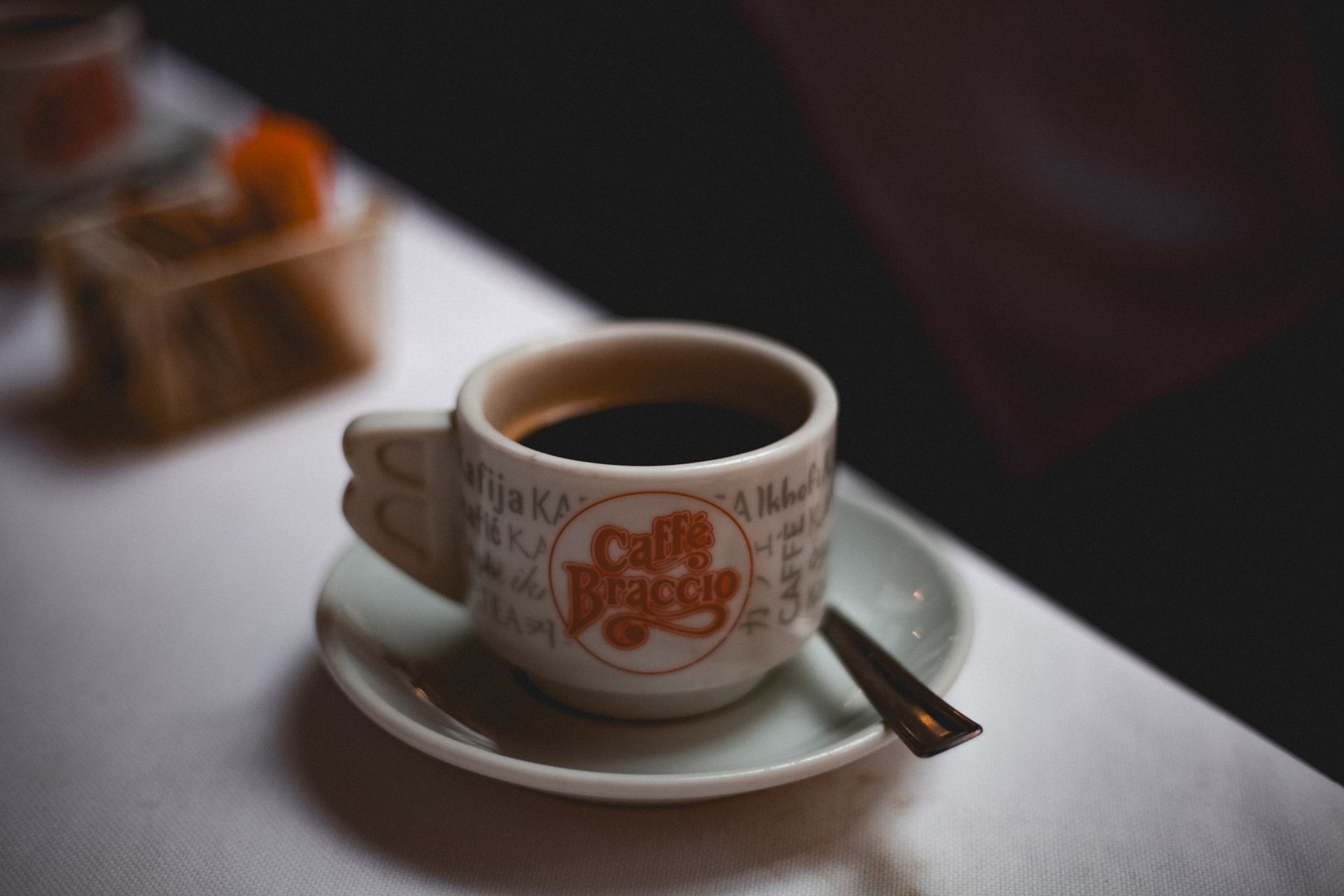 Un caffè, lungo, lentissimo
